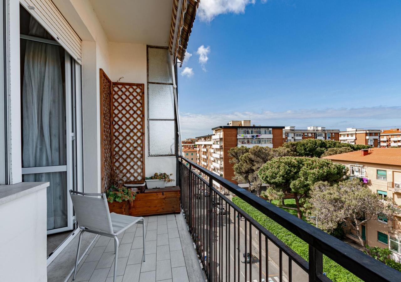 Апартаменты Luxury House Near Train Station Ливорно Экстерьер фото